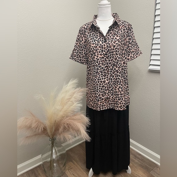 Tops - New Leopard Print Short Sleeve Button Up